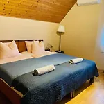 Pensjonat Villart Vendeghaz 3*
